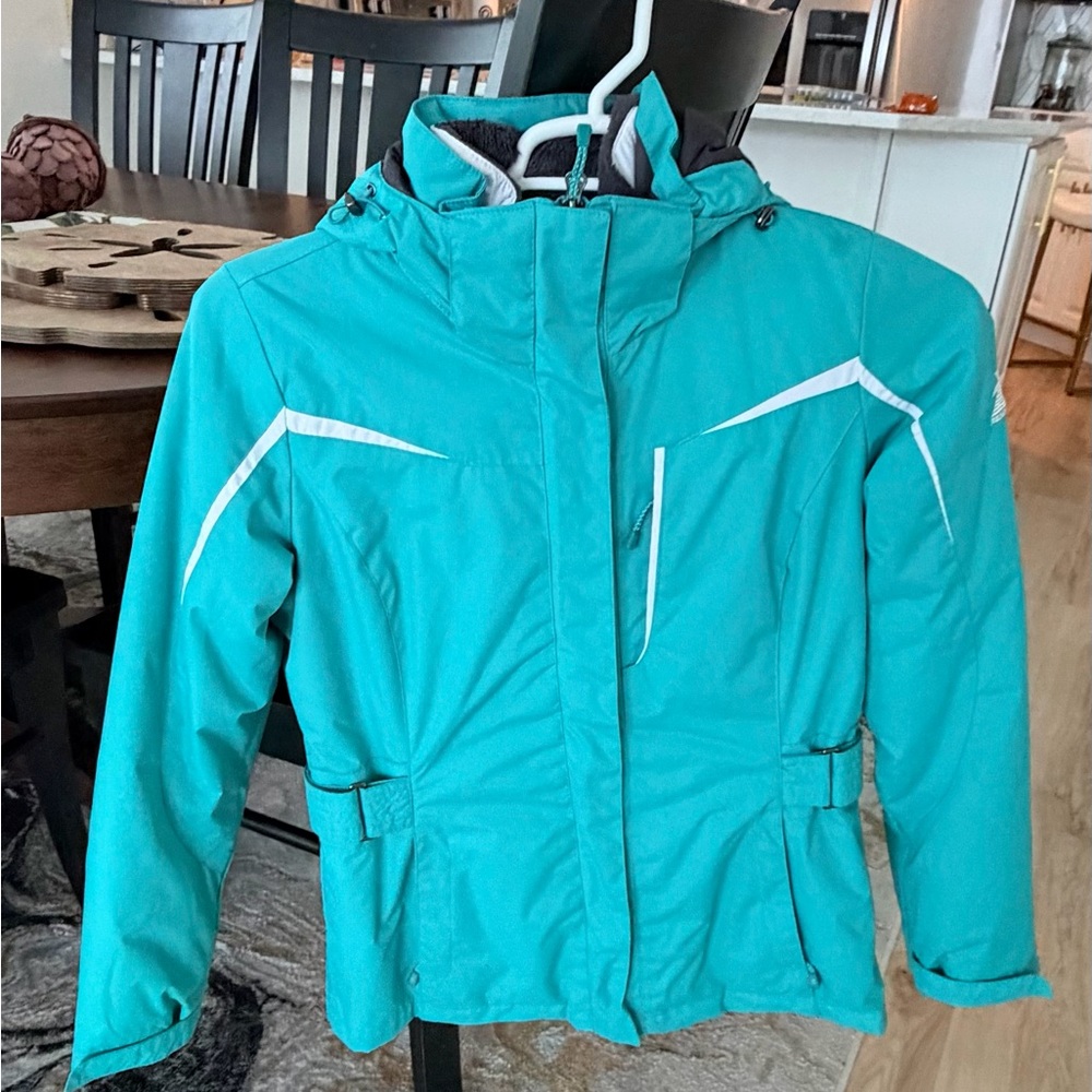 ZeroXposur Women’s Ski/Snowboarding Jacket with Removable Hood and Lining, Small